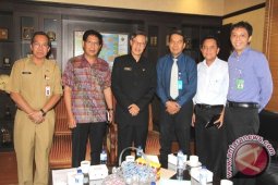 Tinggi, Arus Barang di Pelabuhan Palaran dan Kariangau