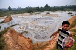 Aktivitas seismik di Jambi semburkan lumpur