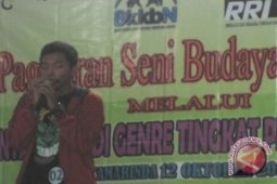 Sosialisasi Genre Melalui Pentas komedi