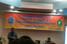 Disnakertrans Kalbar Gelar Pelatihan Negoisasi