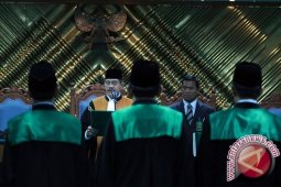 MA Lantik Empat Hakim Agung