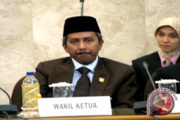 DPRD Harapkan Pengembangan Bandara Sjamsudin Noor Lancar