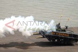 Tank Amphibi Marinir TNI - AL