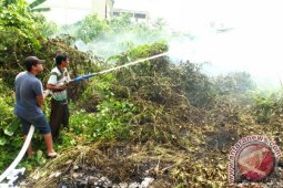 KARENA MEMBAKAR SAMPAH