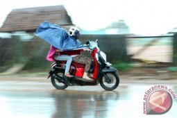 BANJARMASIN DIGUYUR HUJAN DERAS