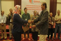 Diah Suradiredja Ketua MPA Lembaga Ekolabel Indonesia