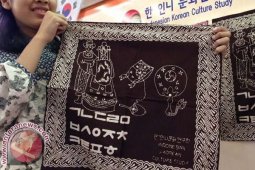 Batik Motif Korea di Korea-Indonesia Festival 2014