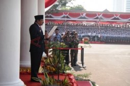 Gubernur Pimpin Upacara