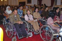 Penyandang Cacat Keluhkan Layanan PT KAI
