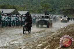 Prajurit Kodam IM Unjuk Kemampuan Raid Penghancuran