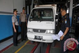 Bangka Barat Operasikan Mobil Uji Kendaraan
