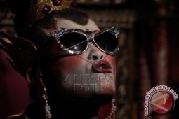 Republik Cangik Teater Koma