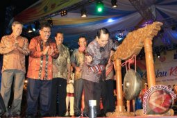 Wagub :  Mari Lestarikan Seni Budaya Bangsa