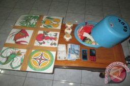 Enam Penjudi Kolok-Kolok Diringkus Polisi