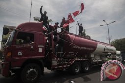 Mahasiswa Sandera Truk BBM