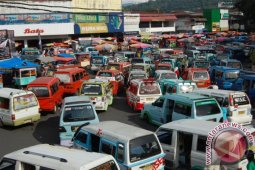 Kadishub: Pembayaran Pajak Angkot Tidak Perlu SIU