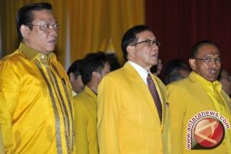Priyo-Aburizal Bersaing Ketat Rebut Kursi Ketum Golkar
