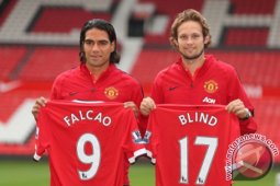 Cedera Blind dan Falcao "Ganggu" MU