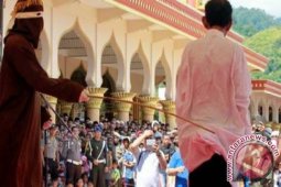 11 Pelanggar Syariat Islam Dicambuk di Aceh Selatan