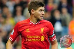 Palace Jungkalkan Liverpool 3-1