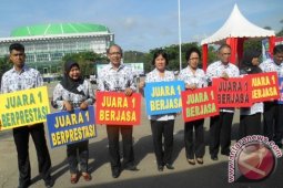 89 Guru Kaltim Dapat Penghargaan