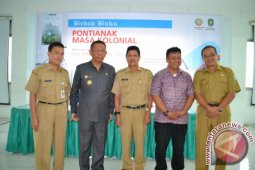 Bedah Buku &acirc;&euro;&oelig;Pontianak Masa Kolonial&acirc;&euro;