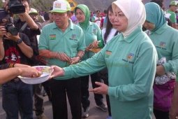 Beri Biji Tanaman
