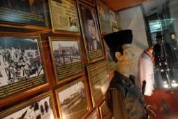 Kunjungan Museum Hari Pahlawan