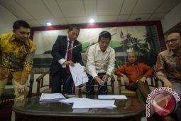 240 Anggota DPR Ajukan Hak Interpelasi
