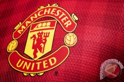 MU Tumbangkan Cambridge United 3-0