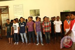 60 TKI Dipulangkan Melalui PPLB Entikong