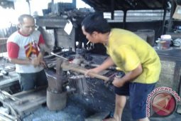 Kerajinan Pandai Besi Kian Terpinggirkan