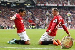 Klasemen Liga Utama Inggris, MU ke peringkat tiga