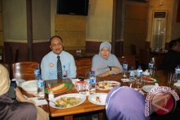 RAMAH TAMAH DENGA WARTAWAN