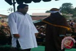 Mantan Anggota DPRK Simeulue Dicambuk