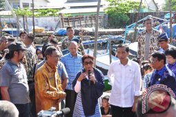 DIALOG DENGAN NELAYAN