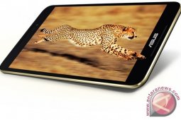 ASUS Fonepad FE380CG tablet 8 inci nyaman digenggam