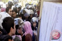 Dewan Sesalkan Kebijakan Pemkab Asel Dalam Tes CPNS