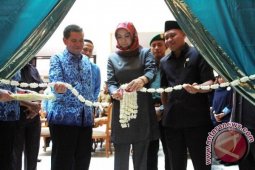 Rita Resmikan Loket Penatausahaan Keuangan