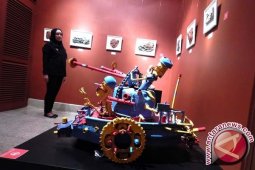 Tiga Seniman Pamerkan Karya "Mix-Media" Tentang Cinta