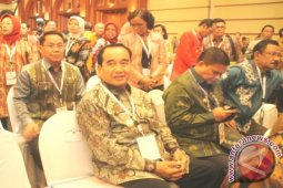 Kereta Api dan Jalan Tol Masuk RPJMN