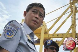 Selesai upacara, Jonan meleset ke Papua demi Trigana