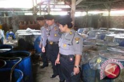 Polisi Sektor Sungailiat Amankan Pembuat Minuman Arak