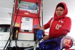 Harga Minyak Dunia Rebound Dari Terendah Lima Tahun