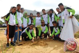 Pramuka Sekadau Gelar Penghijauan Perangi Global Warming