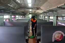 Potongan 5-10 persen harga tiket KA dari Surabaya selama April-Juni