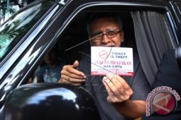 Iwan Fals Hadiri HUT KPK