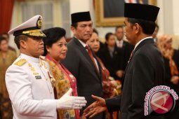 Presiden Lantik Kepala Staf Angkatan Laut