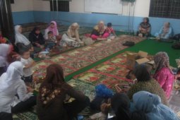 Wirid Yasin Umat Islam di Samosir
