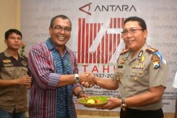 Tumpeng Antara untuk Kapolrestabes